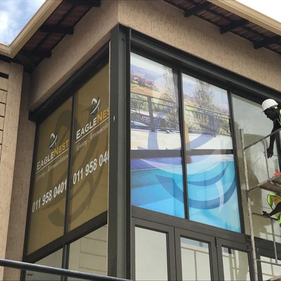 Compu-Signage-large-format-printing-contravision-