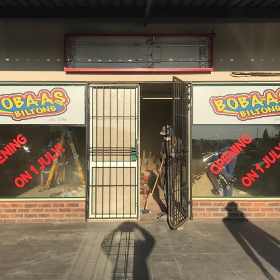 Compu-Signage-signage-and-branding-shopfront-contravision-